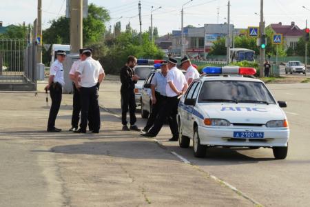 Саратовская область. Коммунисты города Балаково провели автопробег против высоких цен на бензин
