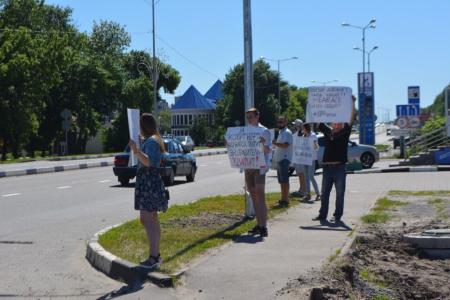 Коммунисты Белгородской области активно протестуют против беспрецедентного повышения цен на топливо
