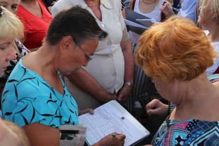 Многотысячные митинги протеста в Нижегородской области