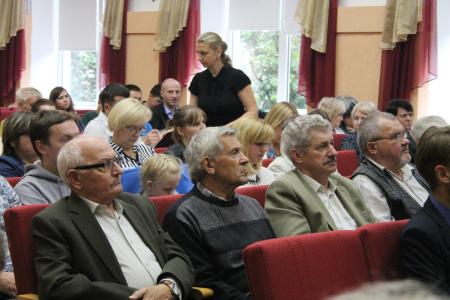 Псков. Совещание противников пенсионной «реформы»