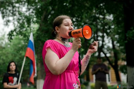 Со слезами на глазах. В Кирове прошёл очередной митинг против повышения пенсионного возраста