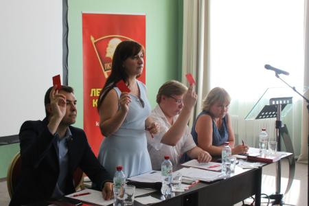 Интернет и социальные сети - безграничные возможности для левого движения России