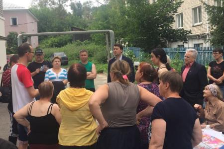 Олег Лебедев провел встречу с избирателями во Владимире