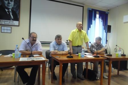 В Наро-Фоминском Селятино прошла встреча кандидата в Губернаторы Подмосковья от КПРФ Константина Черемисова