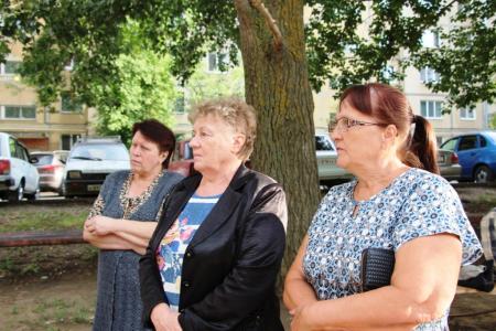 Вице-спикер Саратовской облдумы Ольга Алимова встретилась с жителями Ленинского района
