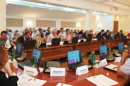 Олег Лебедев провёл в Орле экологический круглый стол, посвященный законопроекту об органическом земледелии и производстве экологически чистых продуктов питания