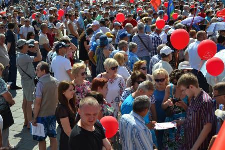 В Оренбурге прошел массовый митинг против пенсионной реформы