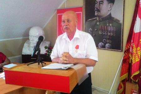 Лидер Ставропольских коммунистов Виктор Гончаров: Важно включить комсомольцев в различные формы политической жизни!