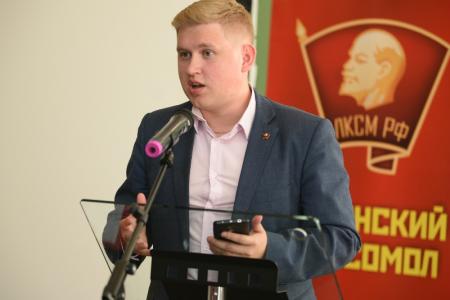 Интернет и социальные сети - безграничные возможности для левого движения России