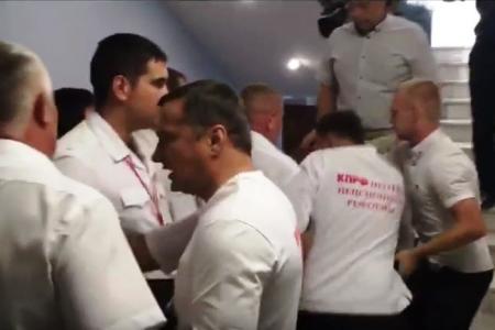 Саратовская область. В отношении депутата-коммуниста Н.Н. Бондаренко совершено физическое насилие в областной Думе