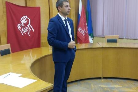 Республика Коми. Лидер республиканских коммунистов Олег Михайлов встретился с трудящимися города Инты