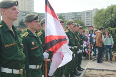 Кандидаты в депутаты Тюменской городской думы приняли участие в митинге, посвященном 118-й годовщине со дня рождения Героя Советского Союза И.И. Федюнинского