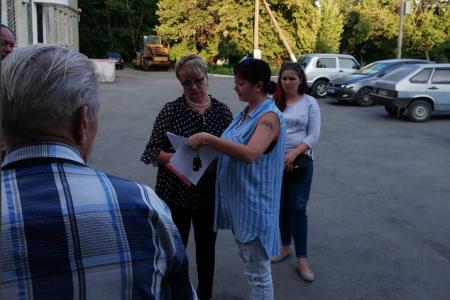 Первый секретарь Саратовского обкома КПРФ Ольга Алимова встретилась с избирателями