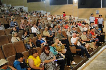 «Позор властям»! Выступления представителей КПРФ в Амурском городе Тында прошли под овации местных жителей