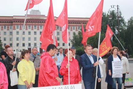 «Мы не хотим умереть на работе». Жители Тюмени провели митинг против пенсионной «реформы»