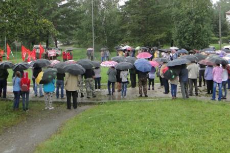 Амурская область. Митинг в городе Зея против пенсионной реформы состоялся под проливным дождем