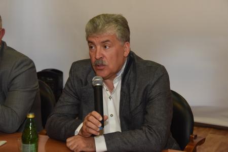 В Москве прошла пресс-конференция Г.А. Зюганова, В.В Кумина и П.Н. Грудинина