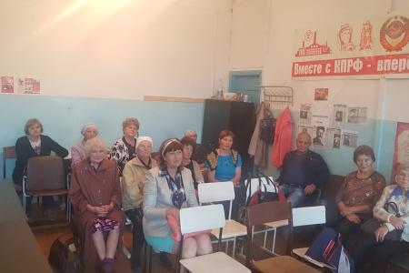 Алтайский край. Лидер региональных коммунистов Мария Прусакова совершила рабочую поездку в Змеиногорский и Локтевский районы