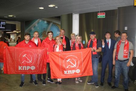Тюменская область. Команда спортклуба КПРФ завоевала кубок Тюмени по мини-футболу