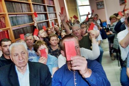 Республика Татарстан. Инициаторы по проведению референдума из КПРФ подготовили пакет документов для сдачи в избирком