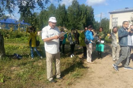 Лидер коммунистов Коми Олег Михайлов выступил на митинге обманутых пайщиков