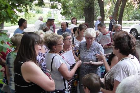 Первый секретарь Саратовского обкома КПРФ Ольга Алимова встретилась с избирателями