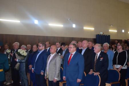 Московская область. Екатерина Долгасова – представитель КПРФ – вновь избрана Главой Лотошинского муниципального района