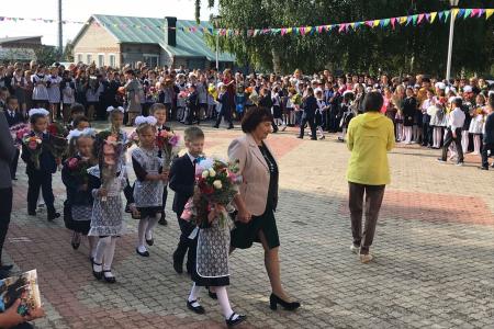 Республика Башкортостан. А.А. Ющенко выступил на школьной линейке