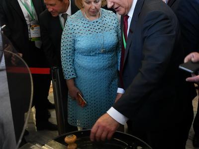 Сюжет на телеканале "Россия 24" об участии Г.А. Зюганова в международном пчеловодческом конгрессе в Москве