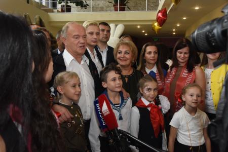 Зажигает звёзды фестиваль. Всероссийскому конкурсу детского и юношеского творчества «Земля талантов» - 5 лет