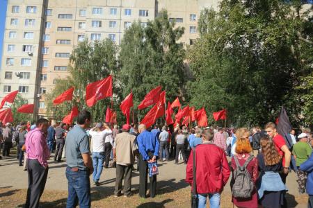 Тамбовская область. Коммунисты провели протестные акции, несмотря на противодействие власти