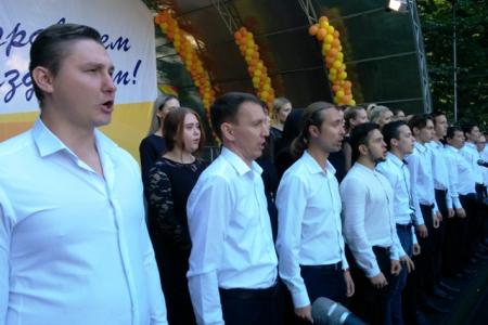 Лидер ставропольских коммунистов Виктор Гончаров: Комсомольские песни – вне времени и всегда в тренде!