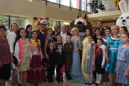 Зажигает звёзды фестиваль. Всероссийскому конкурсу детского и юношеского творчества «Земля талантов» - 5 лет