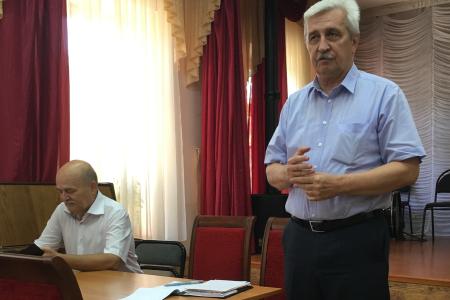 Краснодарский край. Коммунист-депутат Госдумы Н.И. Осадчий провел встречи с избирателями в Белореченском районе