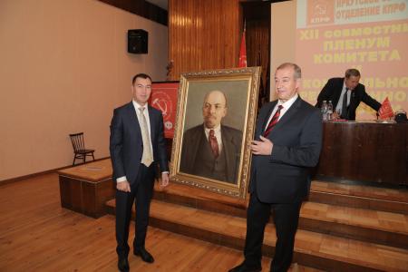 Пленум Иркутского обкома КПРФ состоялся под председательством Сергея Левченко