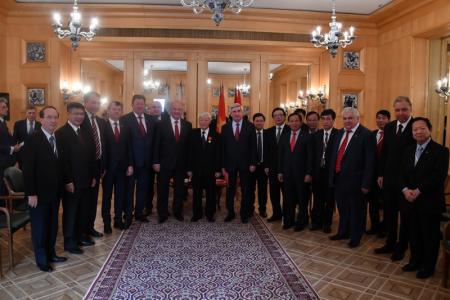 Г.А. Зюганов провел встречу с Генеральным секретарем ЦК Коммунистической партии Вьетнама товарищем  Нгуен Фу Чонгом