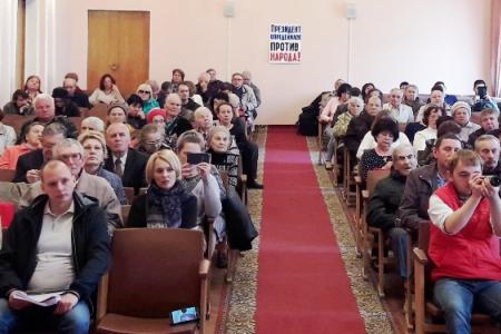 "Долой министров-капиталистов!". По всему Зауралью прошли акции протеста против пенсионной "реформы"