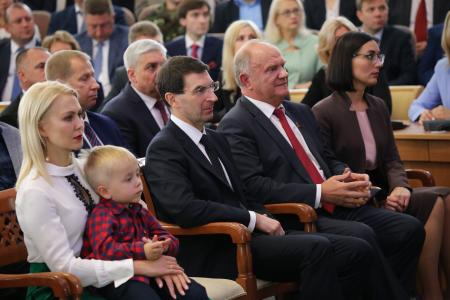 Коммунист А.Е. Клычков вступил в должность губернатора Орловской области