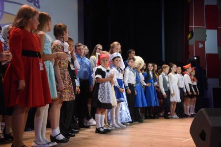 Зажигает звёзды фестиваль. Всероссийскому конкурсу детского и юношеского творчества «Земля талантов» - 5 лет