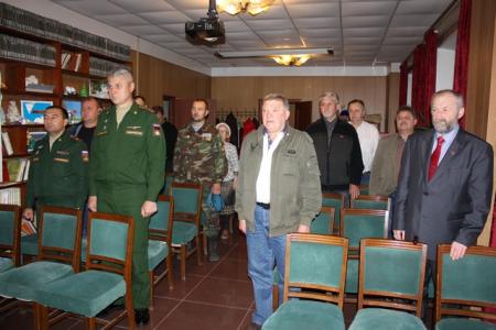 Магадан. Коммунисты организовали праздничное мероприятие, посвященное Дню создания Советской гвардии
