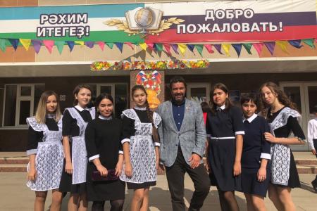 Республика Башкортостан. А.А. Ющенко выступил на школьной линейке