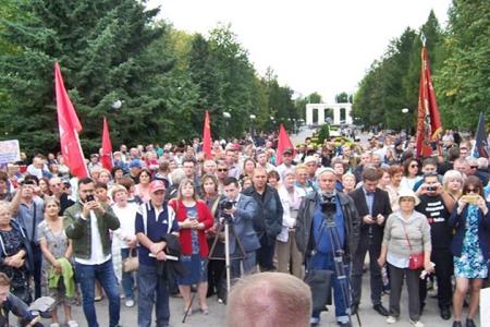 Республика Татарстан. Коммунисты провели митинги в Казани и Нижнекамске против пенсионной "реформы"
