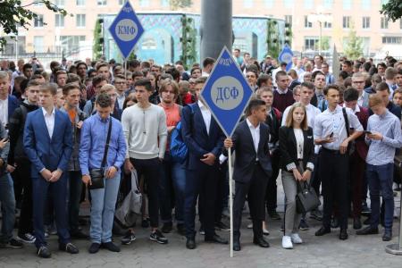 Казбек Тайсаев поздравил студентов МАДИ с началом нового учебного года