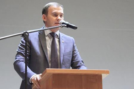 Ю.В. Афонин и П.Н. Грудинин на встрече с избирателями Абакана призвали поддержать команду лидера коммунистов Хакасии Валентина Коновалова