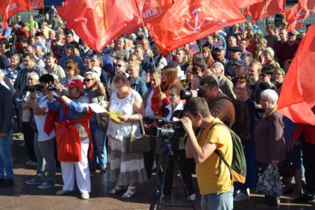 Митинг в Нижнем Новгороде. «Пенсионный рубеж обороны – последний перед гибелью народа!»
