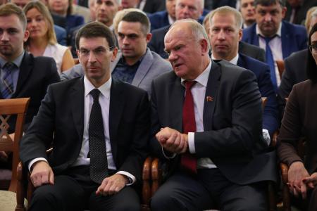 Коммунист А.Е. Клычков вступил в должность губернатора Орловской области