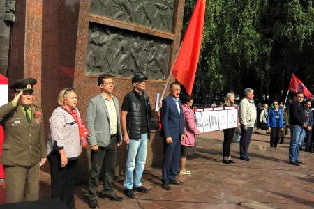 В Чувашии  прошли массовые митинги против повышения пенсионного возраста