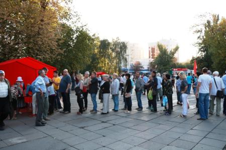 В Саратове прошёл массовый митинг протеста против людоедской пенсионной "реформы"