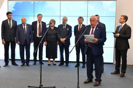 Д.Г. Новиков выступил на открытой Н.М. Харитоновым в Госдуме выставке, посвященной русской Арктике