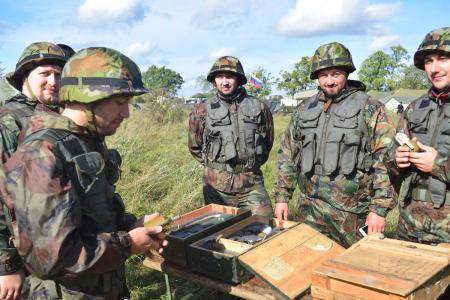 Ленинградская область. Команда КПРФ приняла участие в военно-полевых сборах